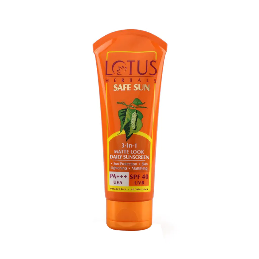 Lotus Herbals Safe Sun 3 In 1 Matte-Look Daily Sunscreen SPF 40 PA+++